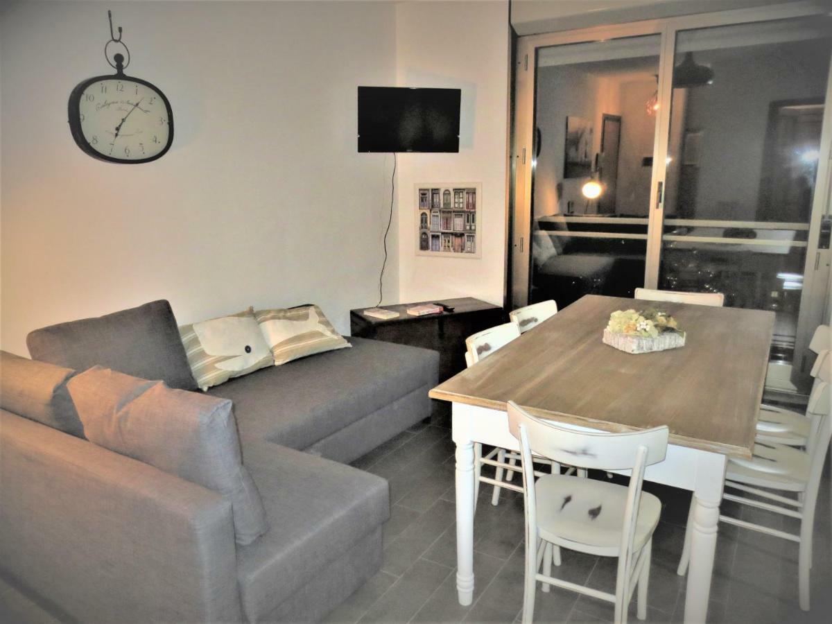 Quarto Di Luna Genoa Luaran gambar